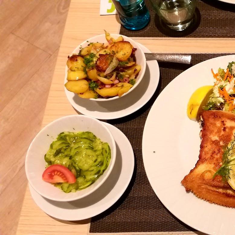 Restaurant "Fisherman’s Seafood" in Bremen