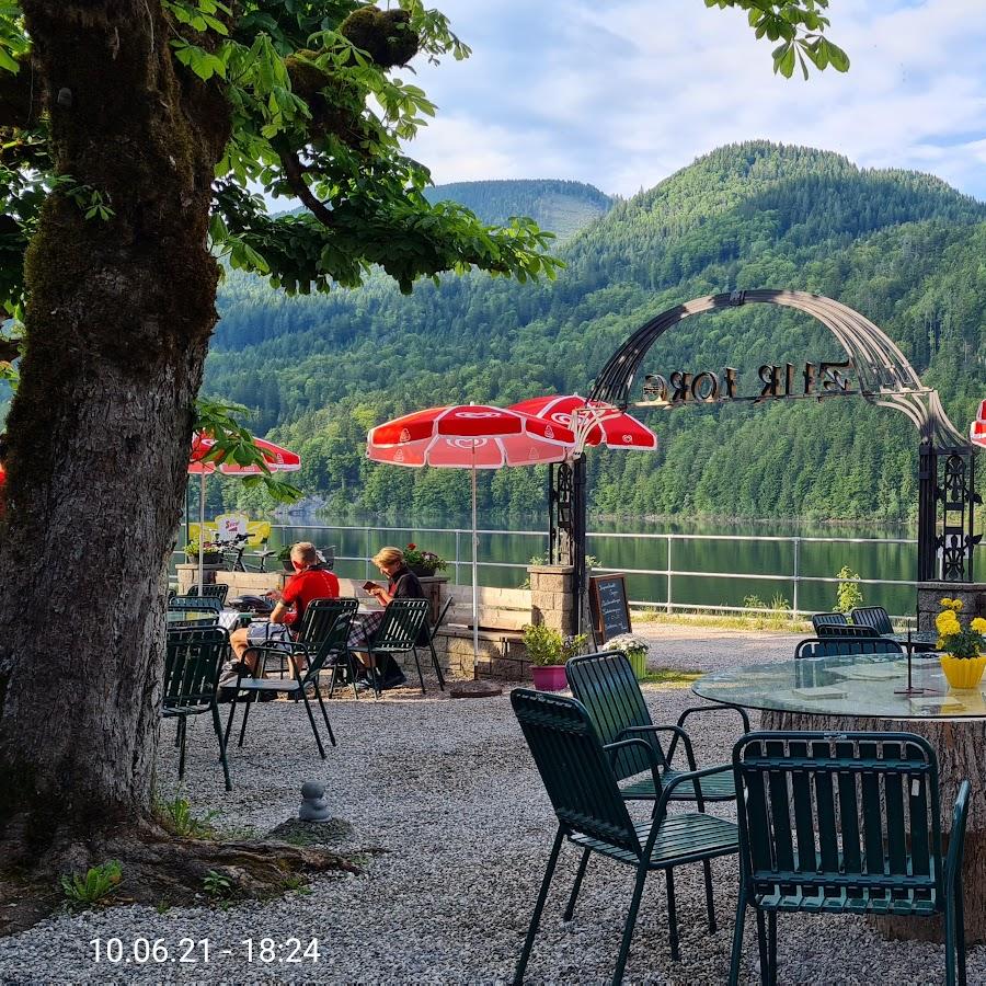Restaurant "Lore´s Wirtshaus" in St.Wolfgang-Skgt.