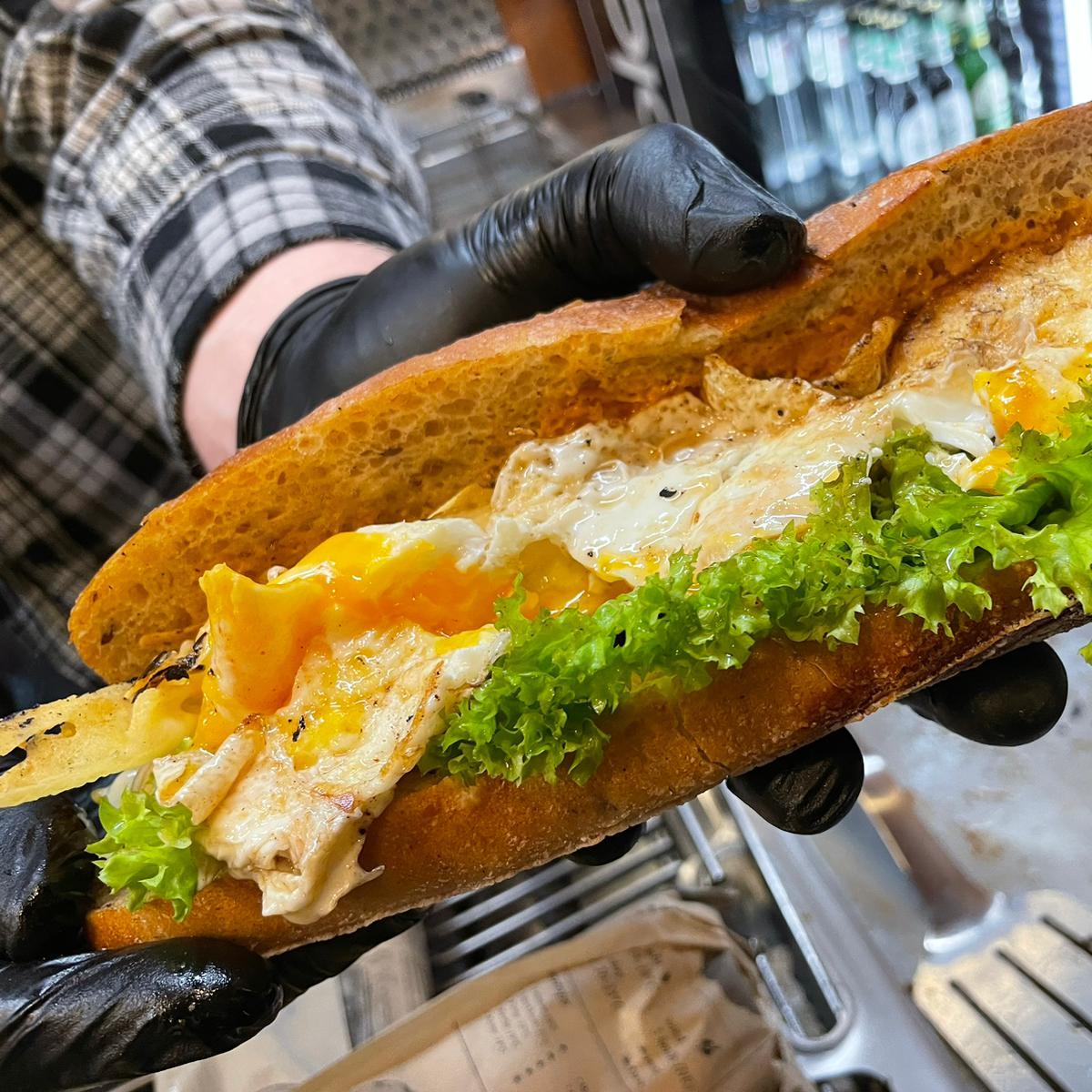 Restaurant "- AJOOO - Hotdog, Streetfood & Catering" in Brachttal