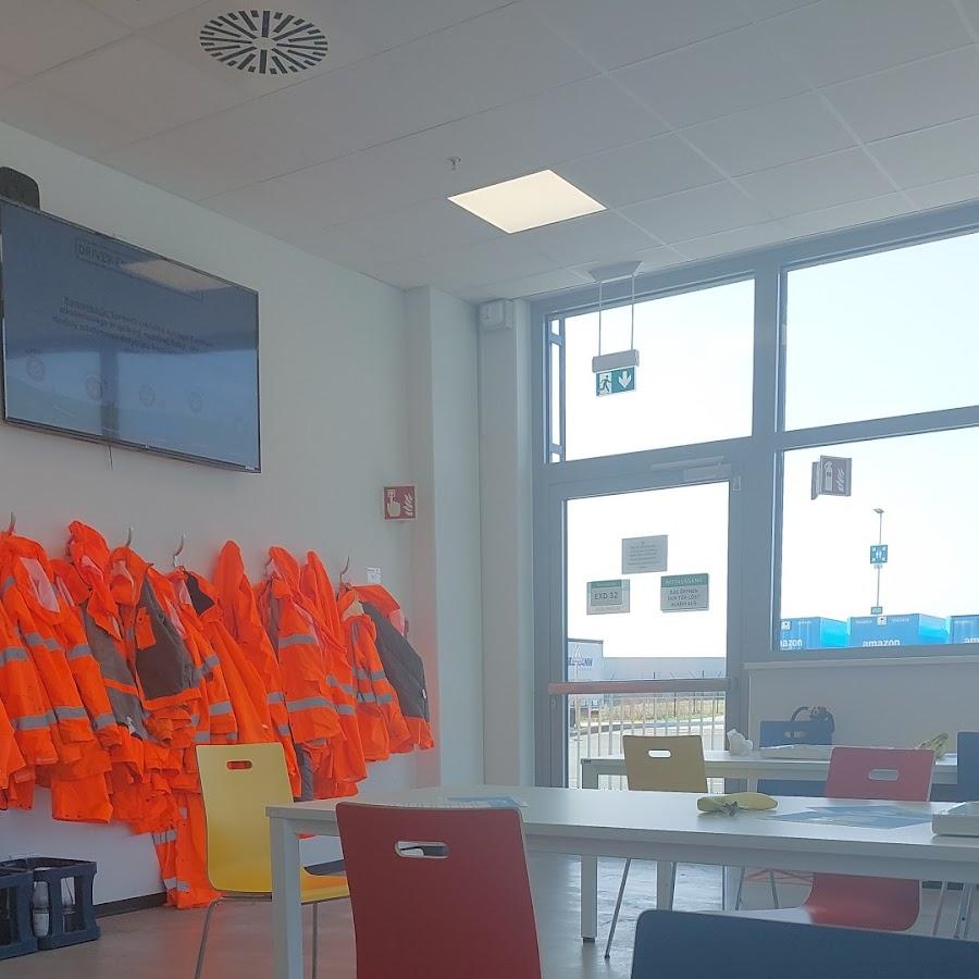 Restaurant "Eurest Kantine Amazon NUE1" in Gattendorf