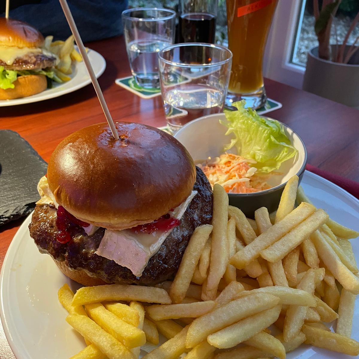 Restaurant "Komm & Bleib by Yanar" in Stutensee