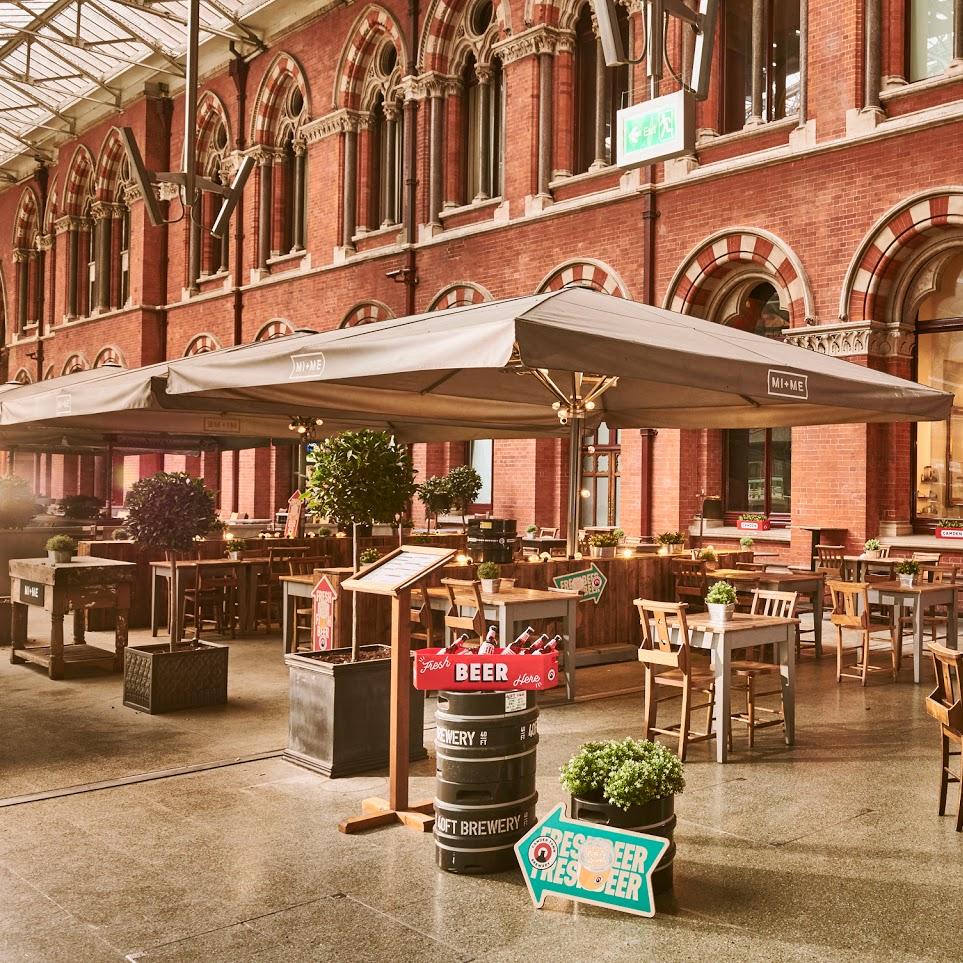 Restaurant "MI + ME" in Paris