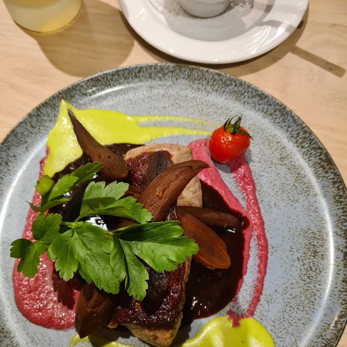 Restaurant "Restaurant Rabenhorst  Saar | Biergarten | Grillhütte | Terrasse" in Homburg