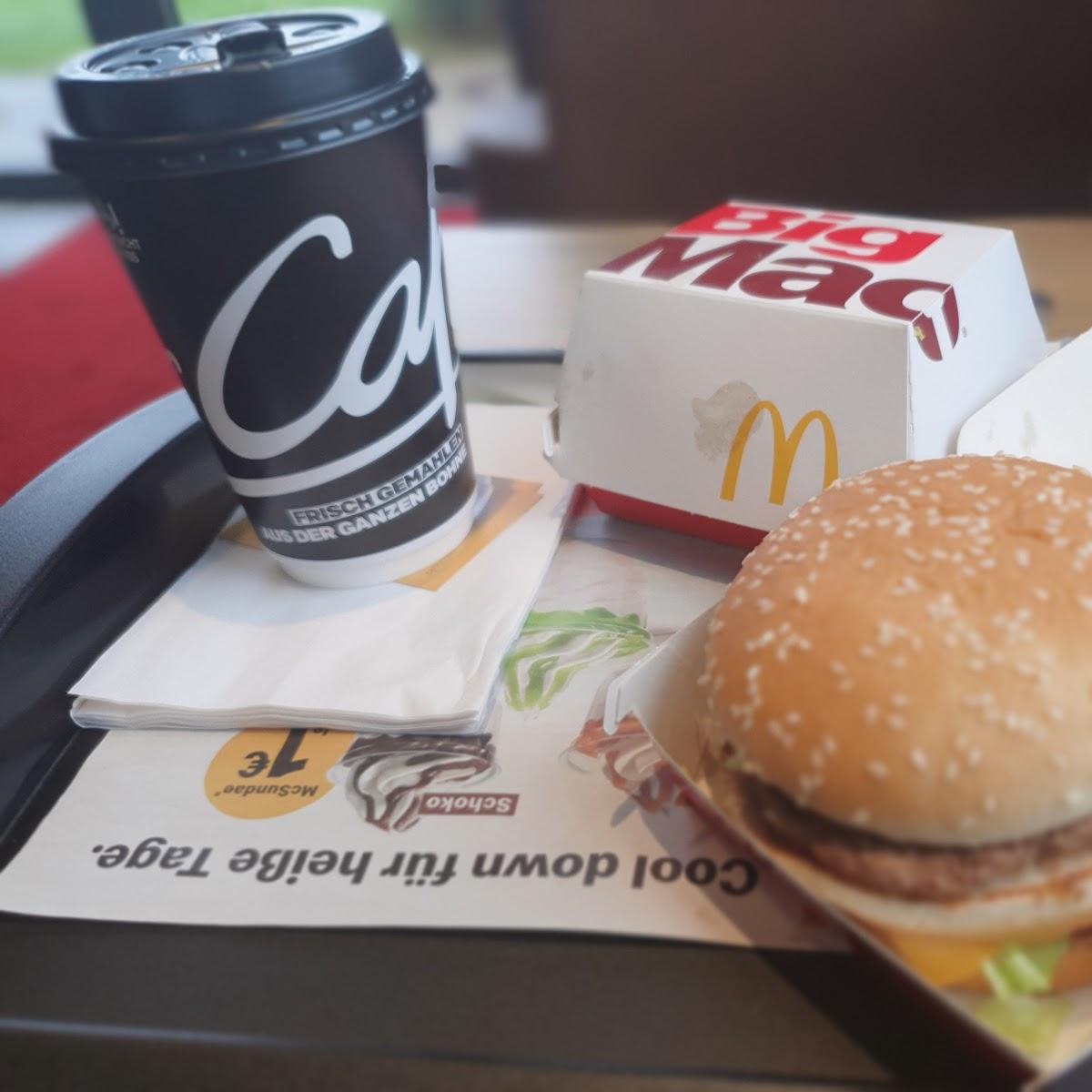 Restaurant "McCafé" in Merklingen