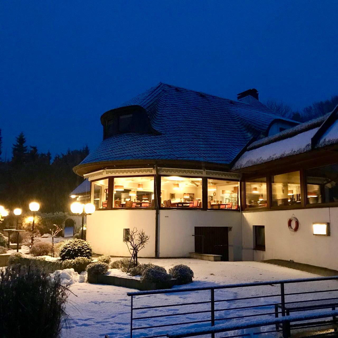 Restaurant "Fischerklause am  und Bootshaus der Fischerklause" in Lütjensee