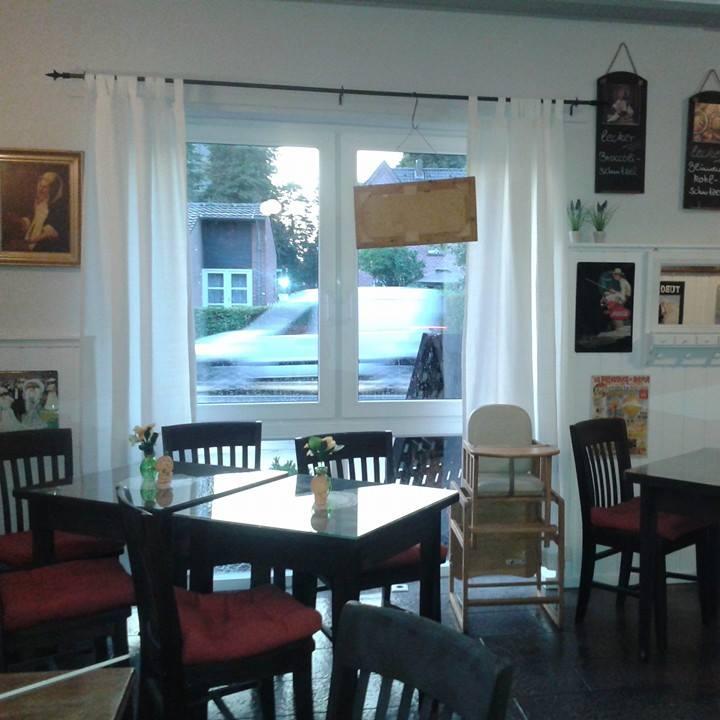 Restaurant "Wisseler Schnitzelhäuschen" in Kalkar