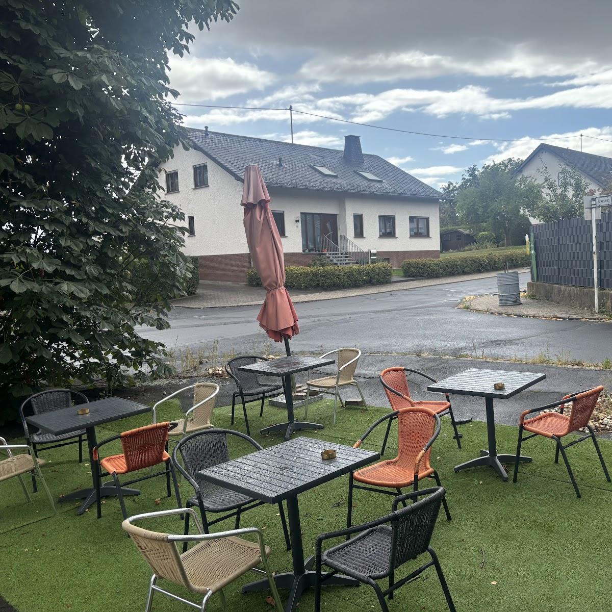 Restaurant "Pizzarena" in Hirten