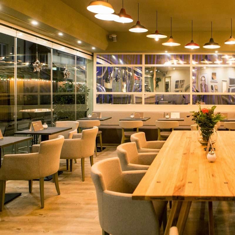 Restaurant "Café s