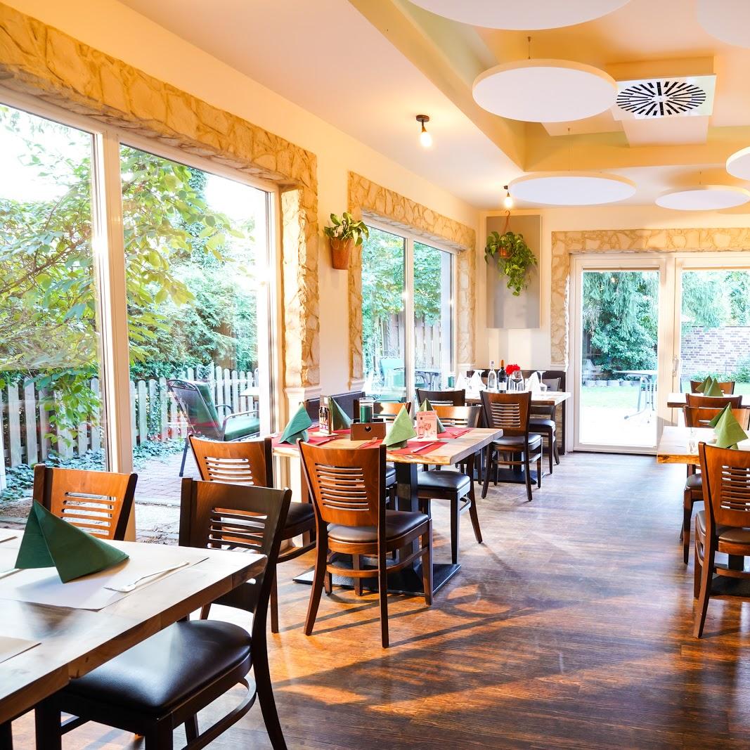 Restaurant "Restaurant Syrtaki (Küche bis 20 Uhr, Montags Ruhetag)" in Rostock