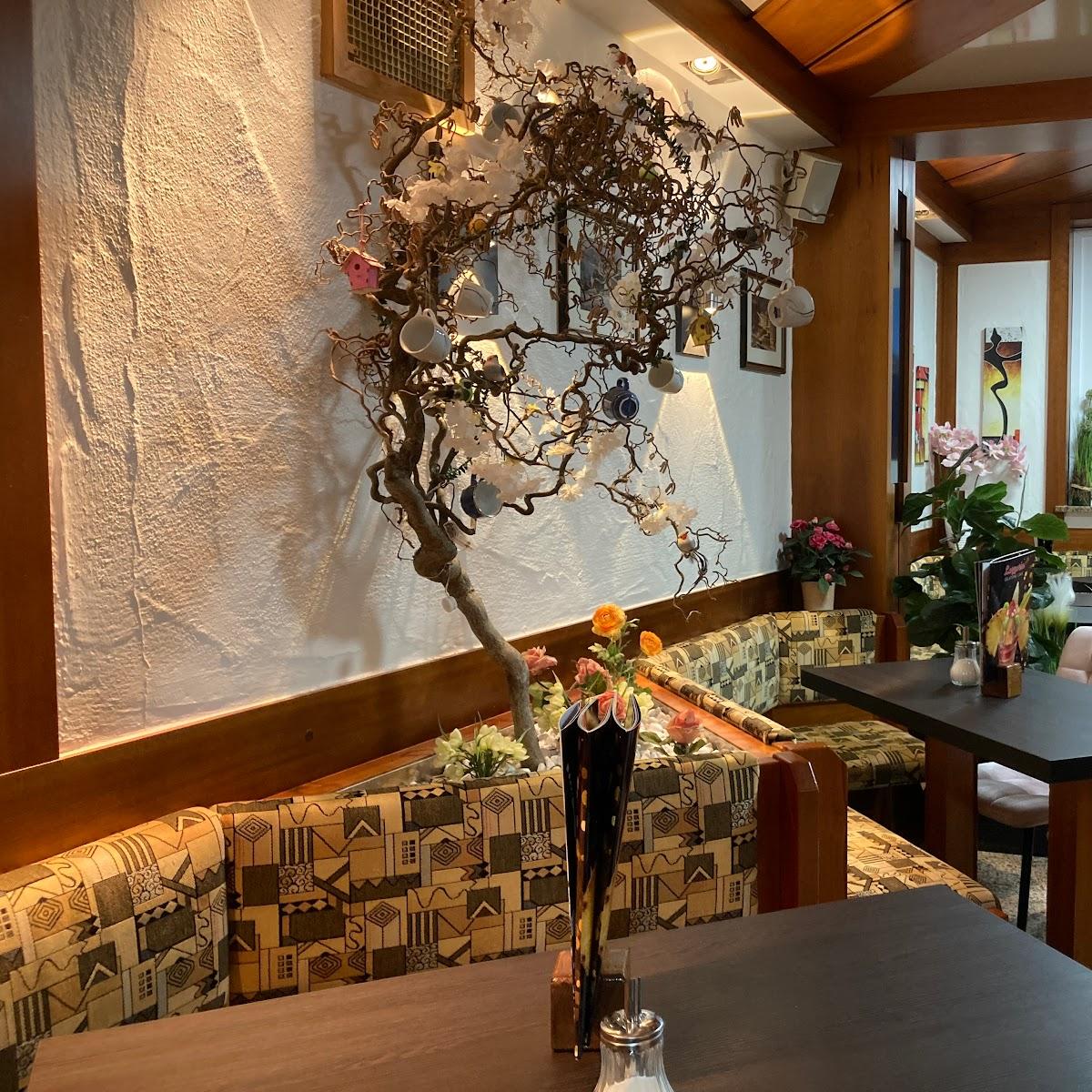 Restaurant "Eis Manufaktur Cafe Lazzarin" in Haßfurt