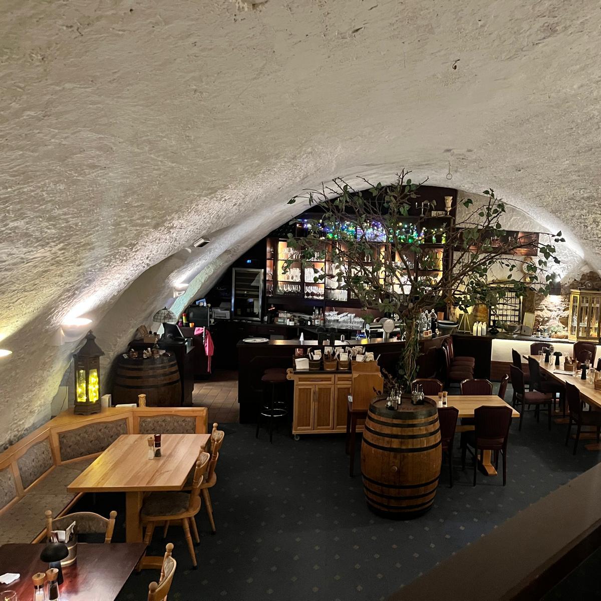 Restaurant " Zum Weinkeller " in Bingen am Rhein