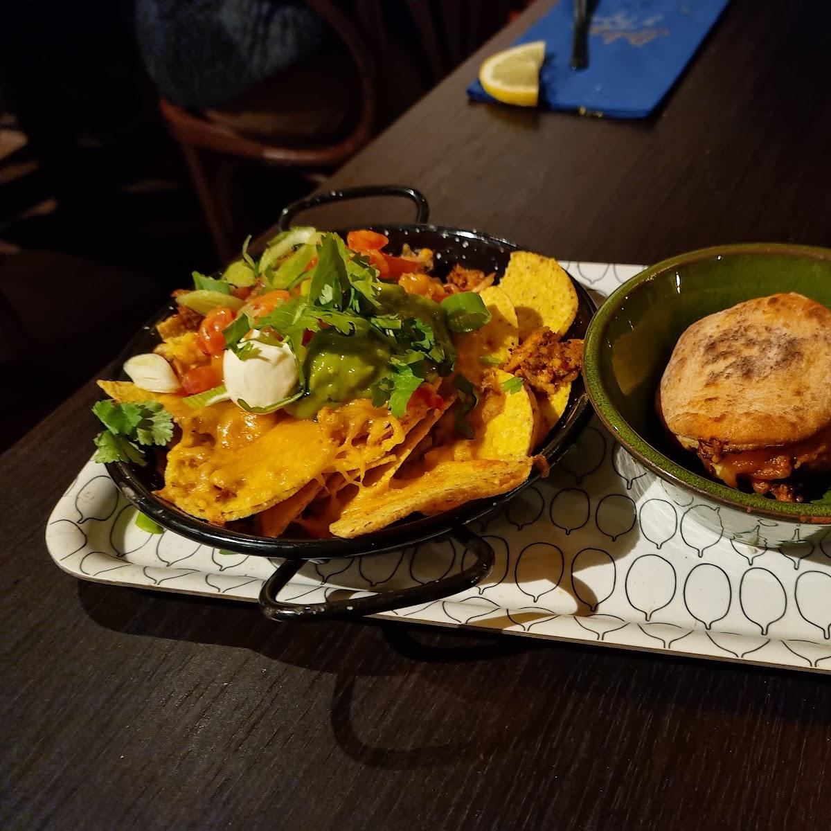 Restaurant "Bodega y Tapas" in Haren