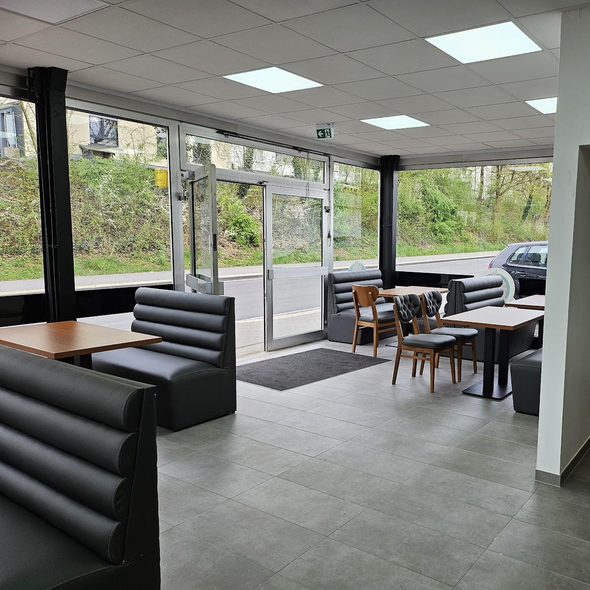 Restaurant "Flame Chicken" in Olpe