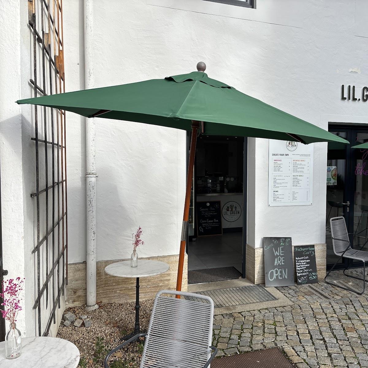 Restaurant "Lil.Green.Kitchen" in Berg