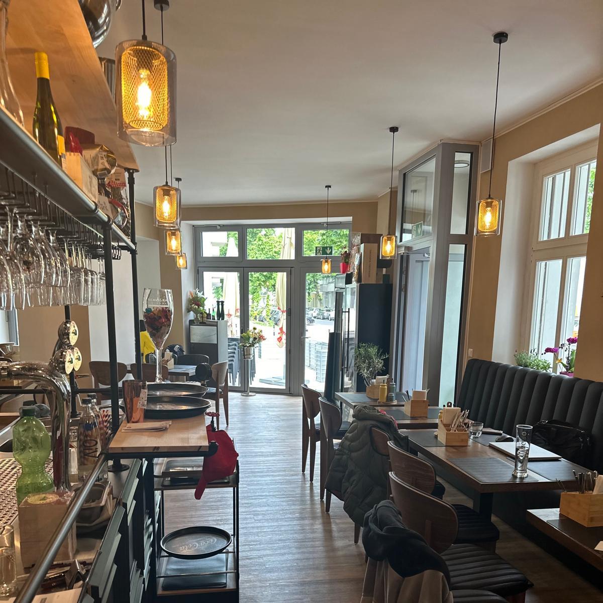 Restaurant "Cento Molliche Trattoria & Pizzeria" in Berlin