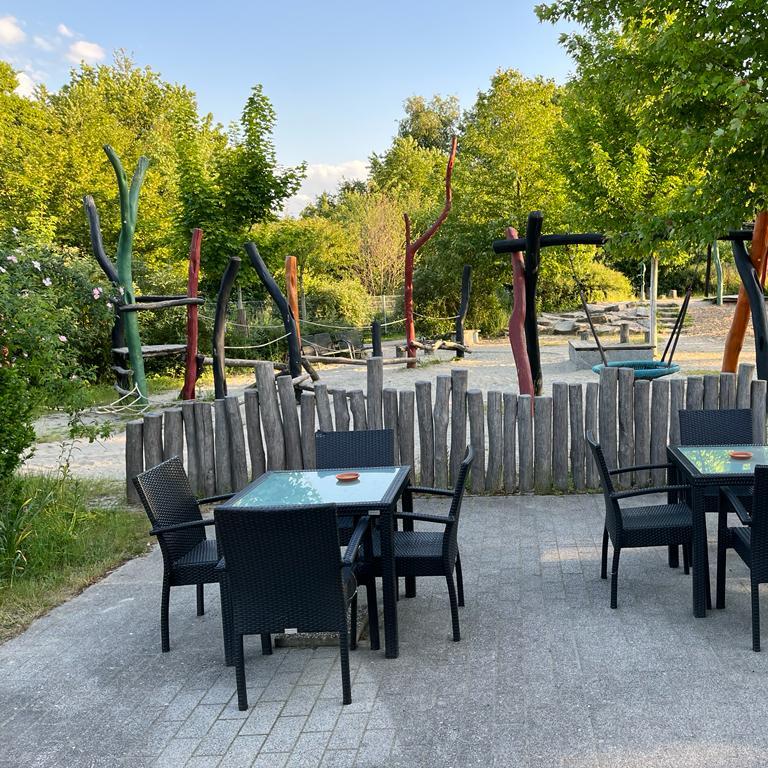 Restaurant "Café am See mit Übungsgolfanlage und Kinderspielplatz" in Bad Krozingen