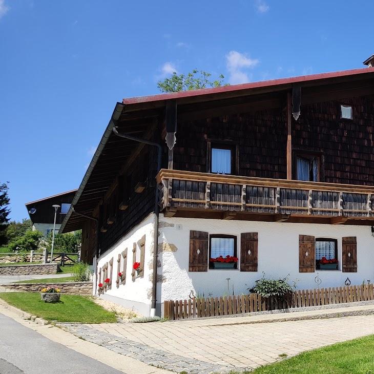 Restaurant "Gasthof Pension Alpe (Fam. Springer" in Philippsreut