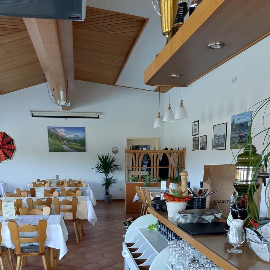 Restaurant "Sportgaststätte SV" in Neresheim