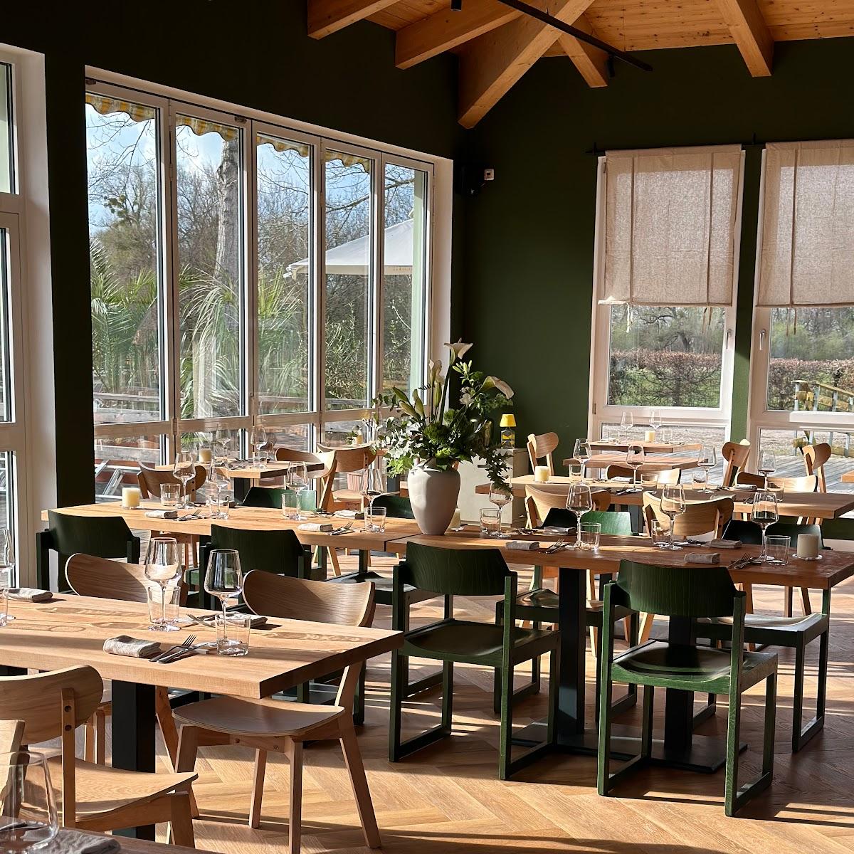 Restaurant "June Restaurant" in Übersee