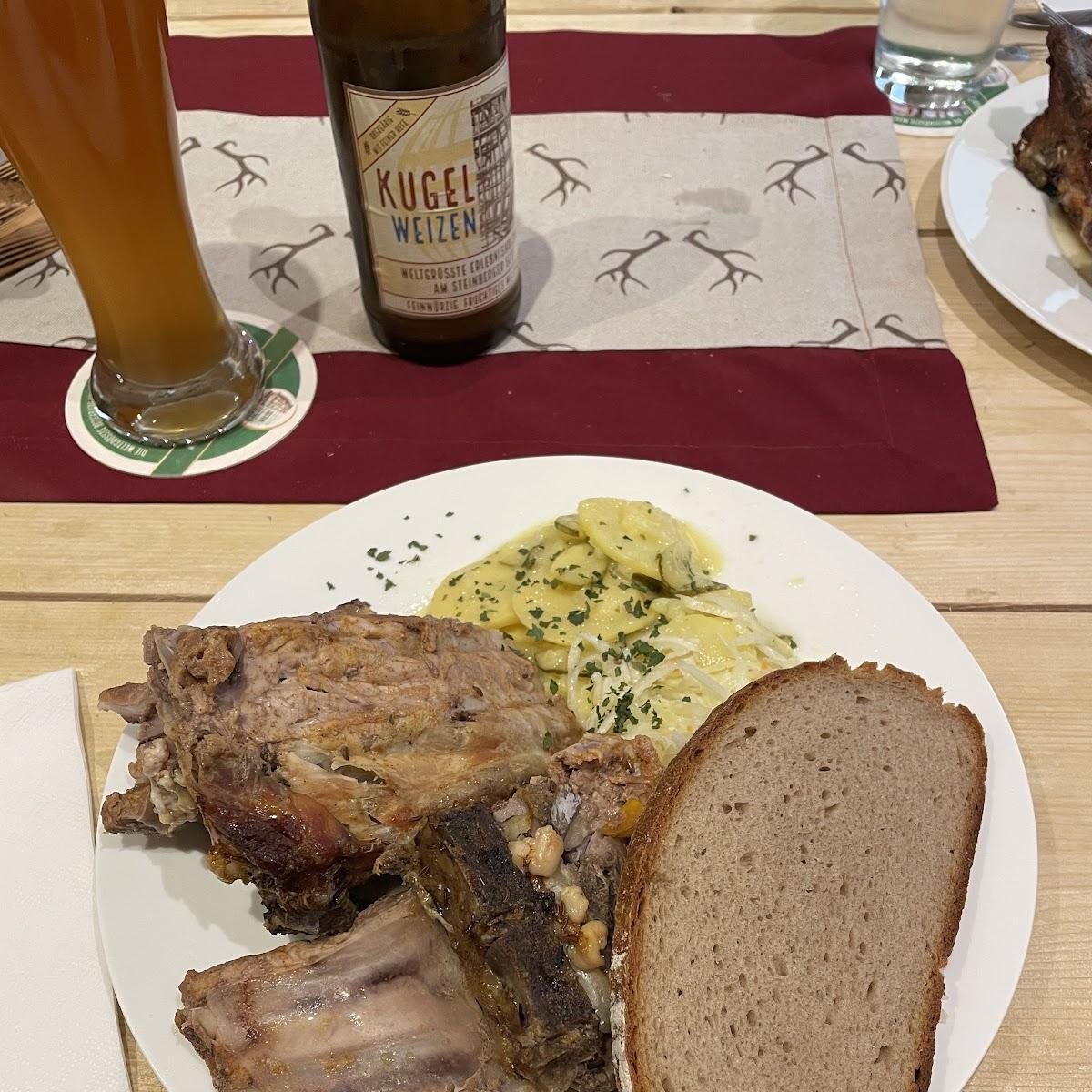 Restaurant "Biergarten Zum Lauber Eck" in Schönsee