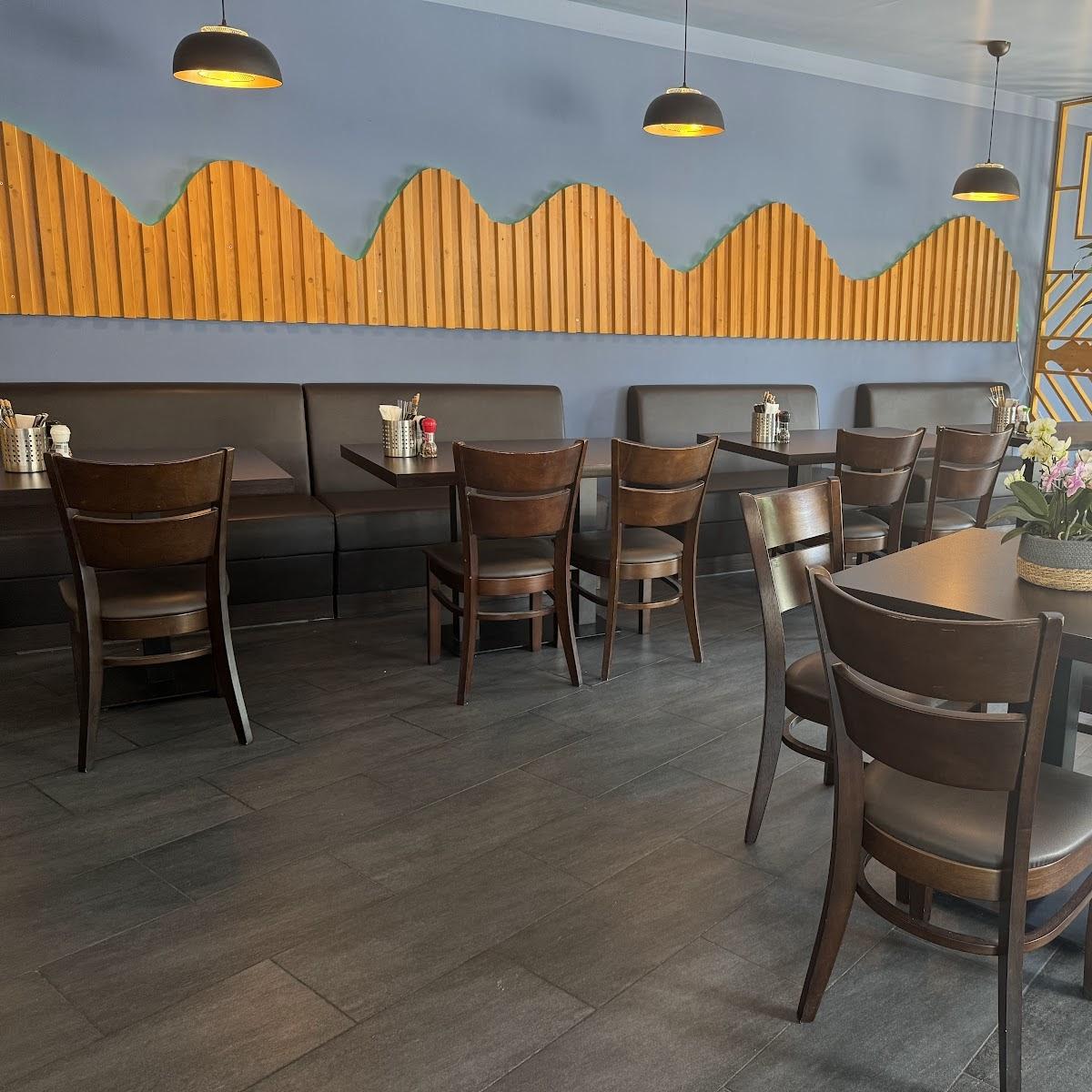 Restaurant "ASIA GRÜN  | Vietnamesische und Japanische Küche" in Ottobrunn