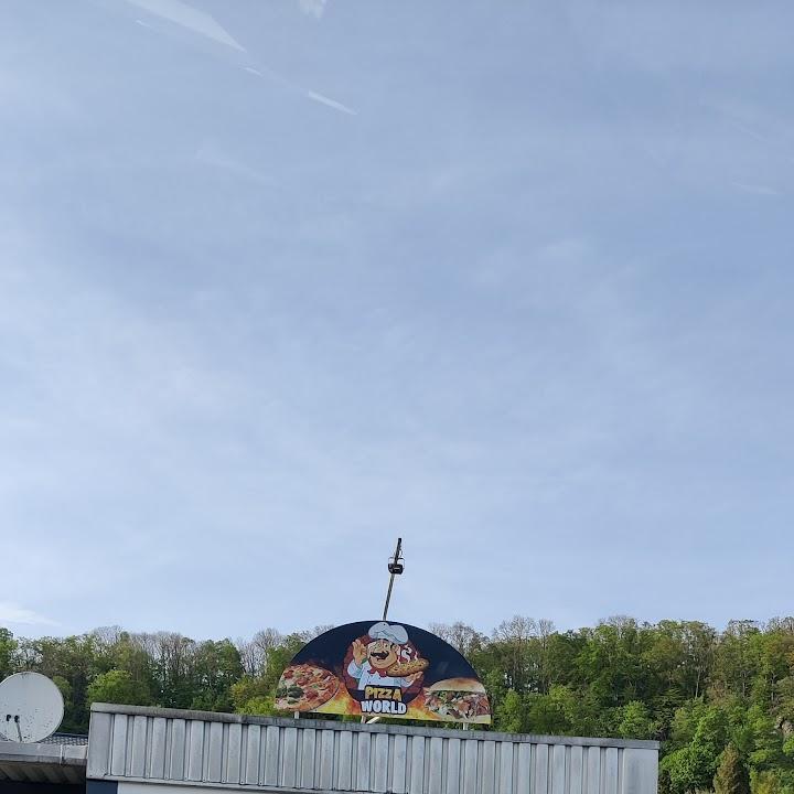 Restaurant "Pizza World" in Westerburg