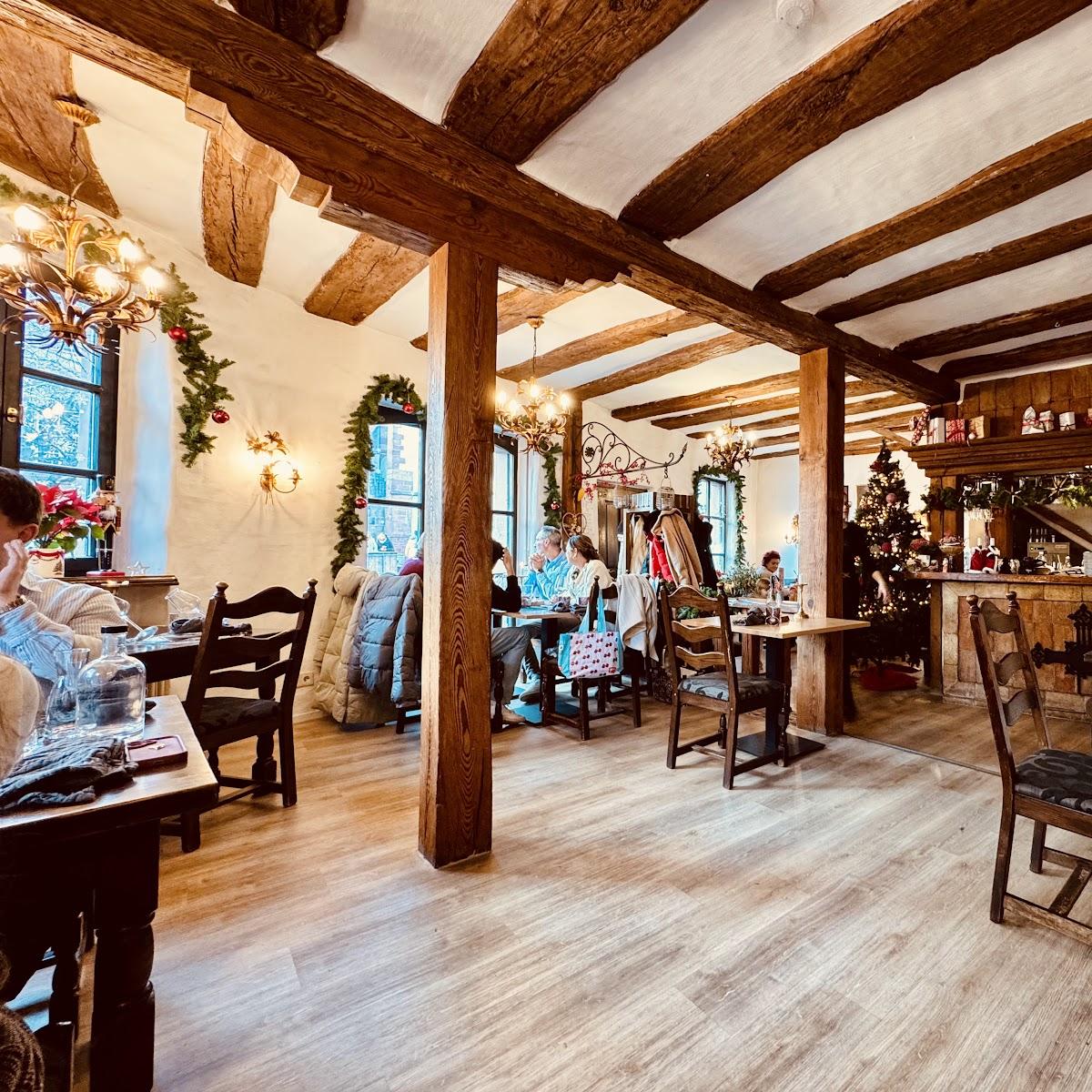 Restaurant "Dutschmann‘s Kapellchen" in Wachenheim an der Weinstraße