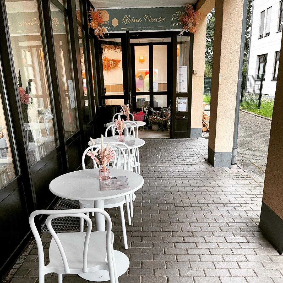 Restaurant "Café kleine Pause" in Liederbach am Taunus