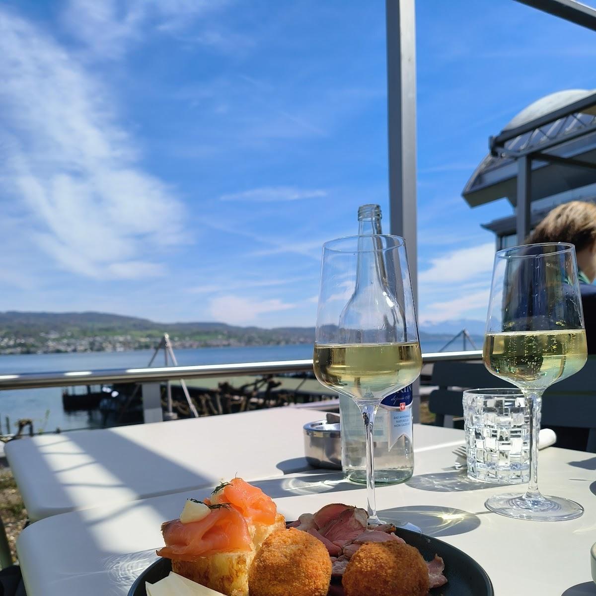Restaurant "Elements Lake Zurich" in Oberrieden