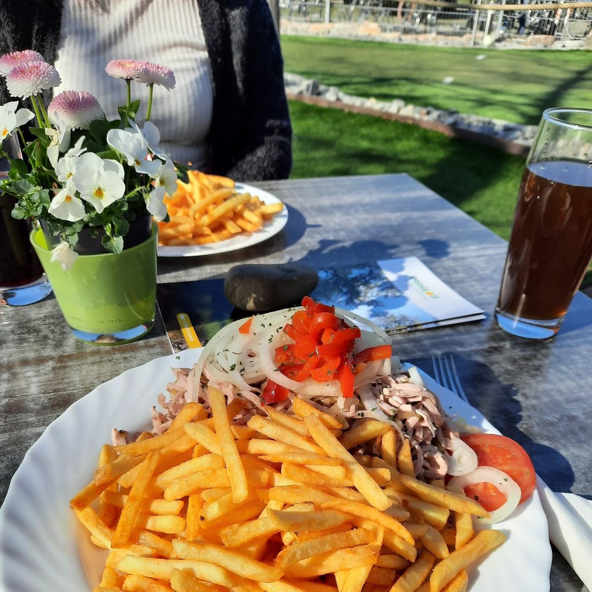 Restaurant "Minigolf Am St. Leoner See" in Sankt Leon-Rot
