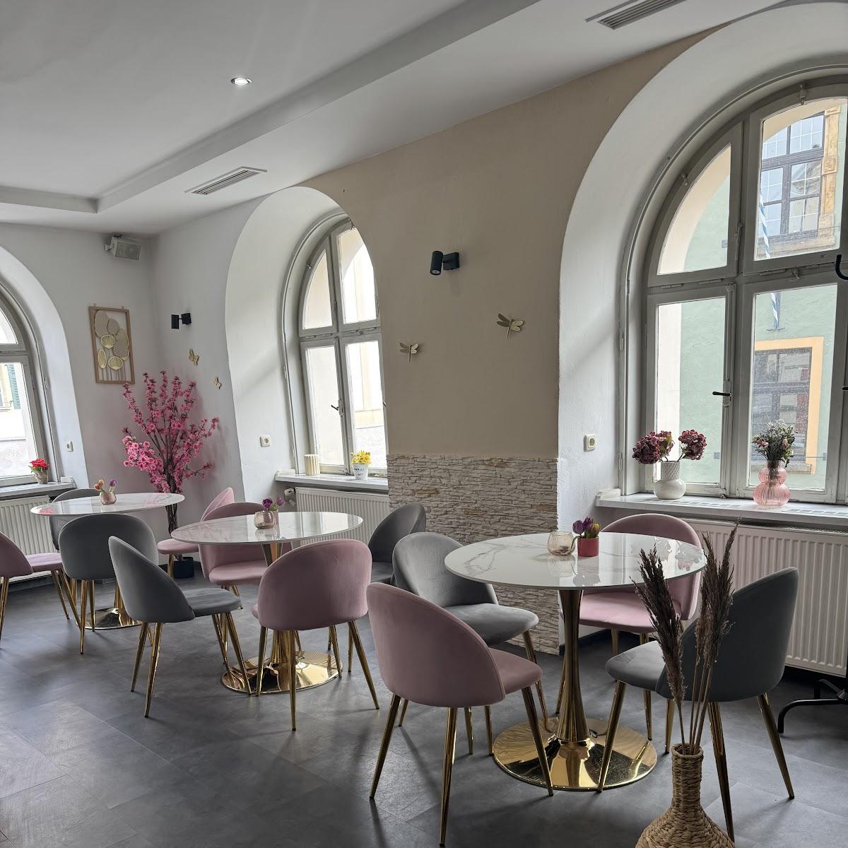 Restaurant "Goldie Cafe" in Furth im Wald