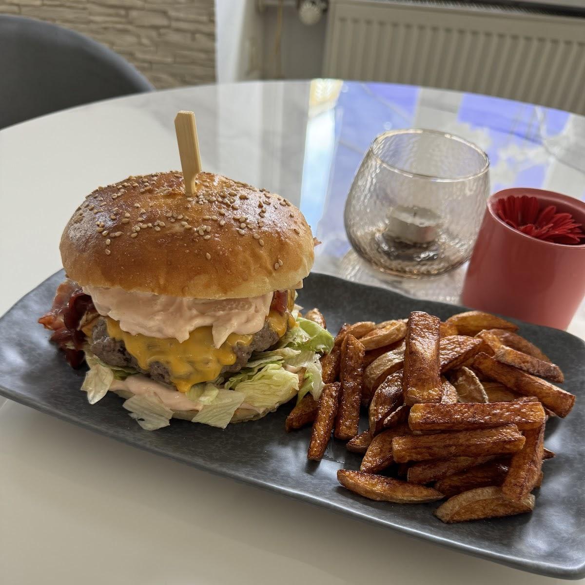 Restaurant "Goldie Cafe" in Furth im Wald