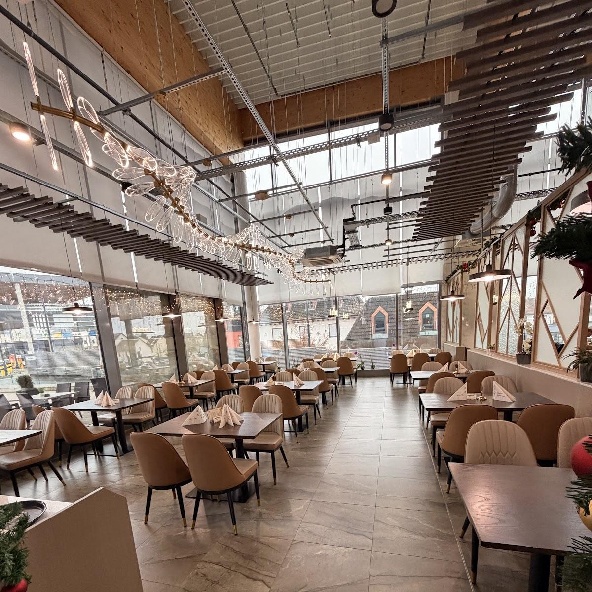 Restaurant "Chinakrone" in Höhr-Grenzhausen