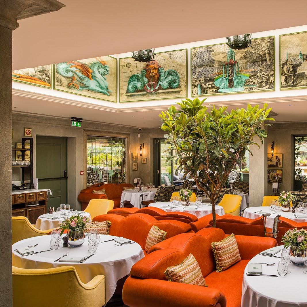Restaurant "The Ivy  Garden" in Marlow