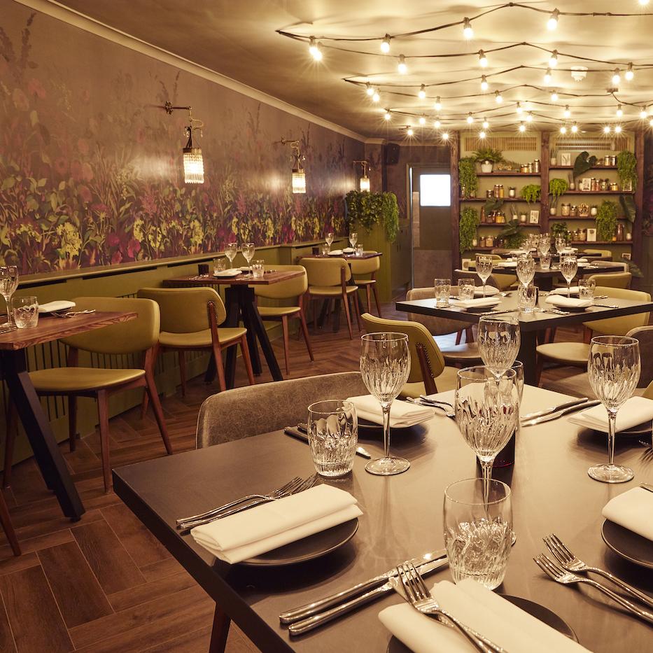 Restaurant "Vaasu by Atul Kochhar" in Marlow