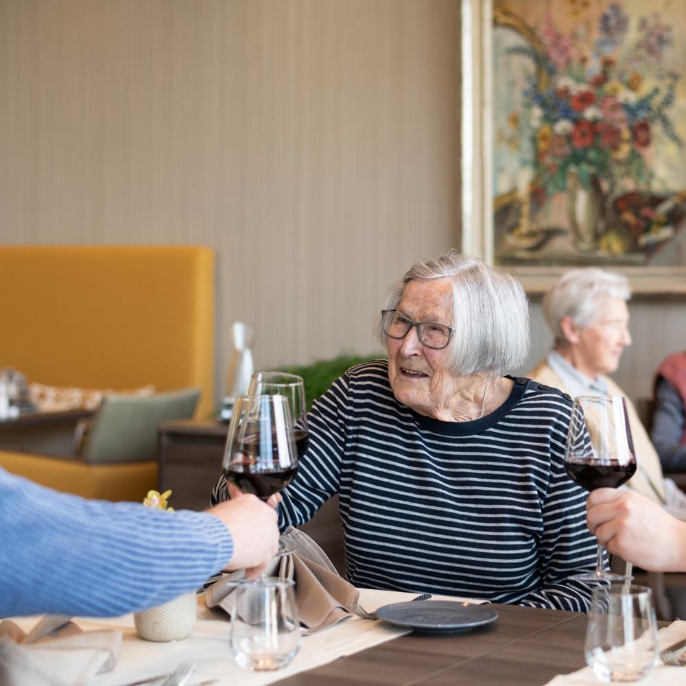 Restaurant "Ahorn Restaurant & Café" in Bätterkinden