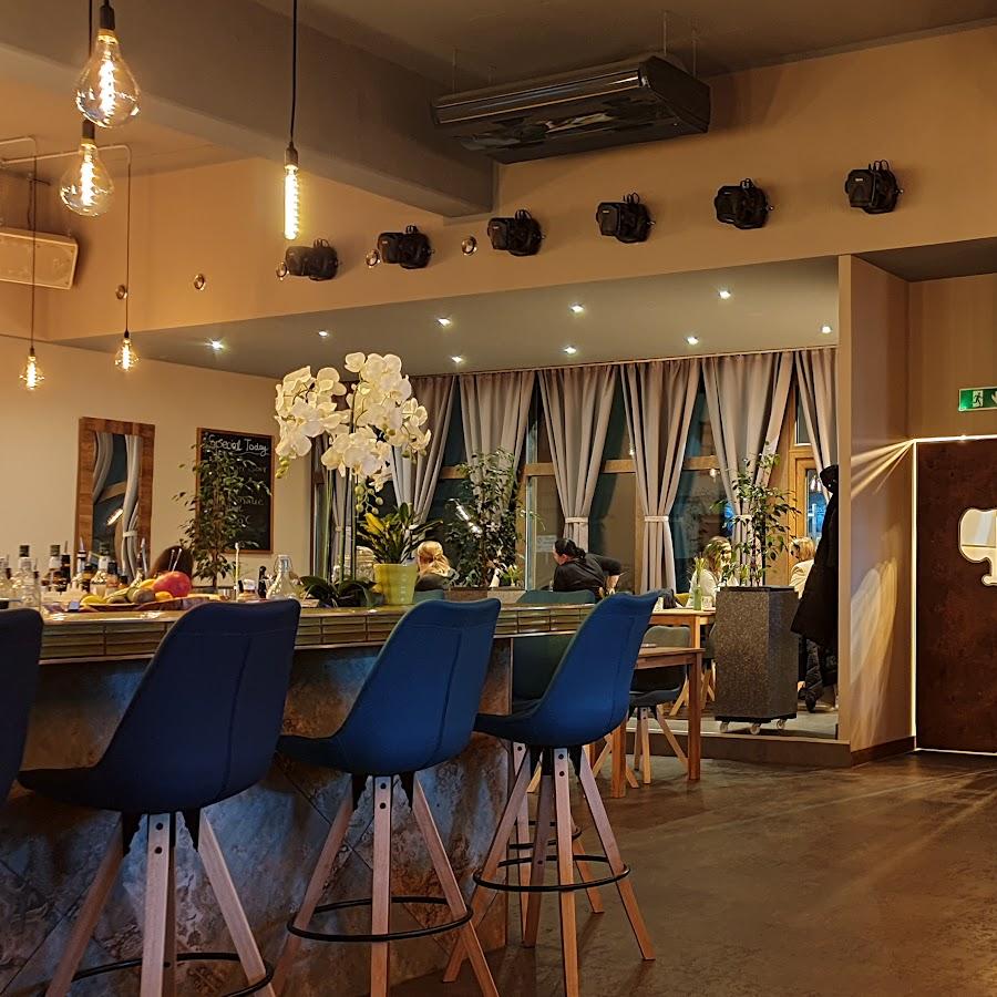 Restaurant "Pivbar -" in Braunschweig