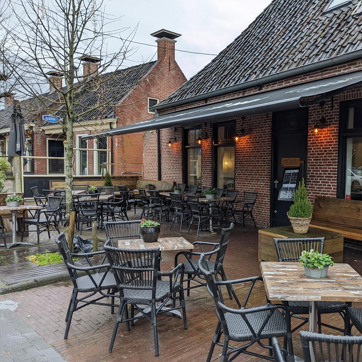 Restaurant "De Bakker en de Schenker" in Roden