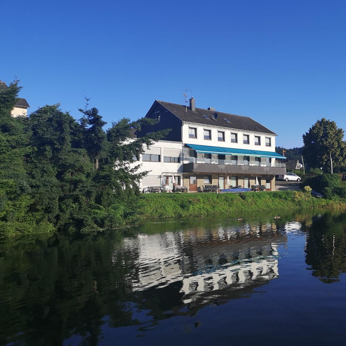 Restaurant "Zum kleinen Seehof - -Woffelsbach am Rursee" in Simmerath