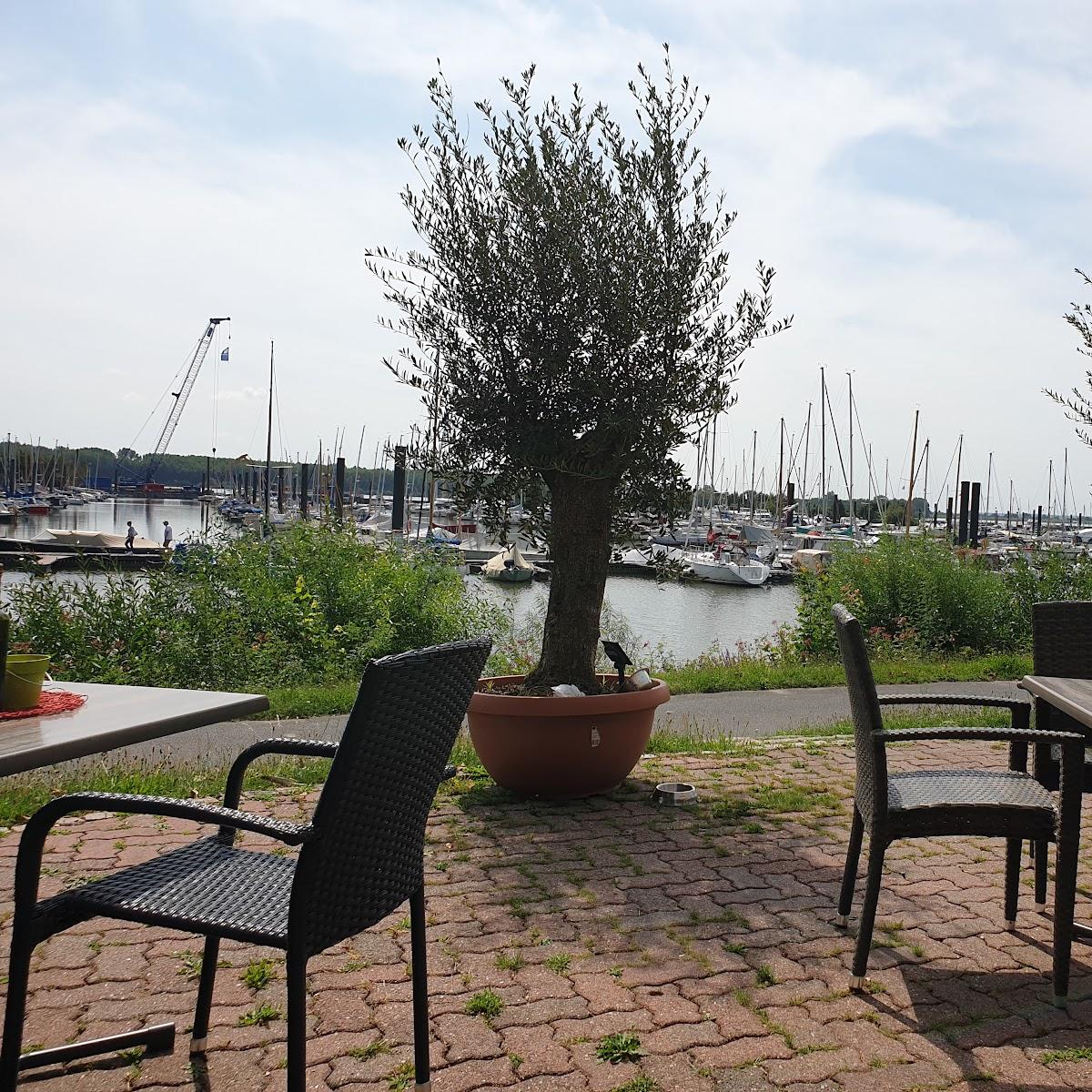 Restaurant "La Vela" in Wedel