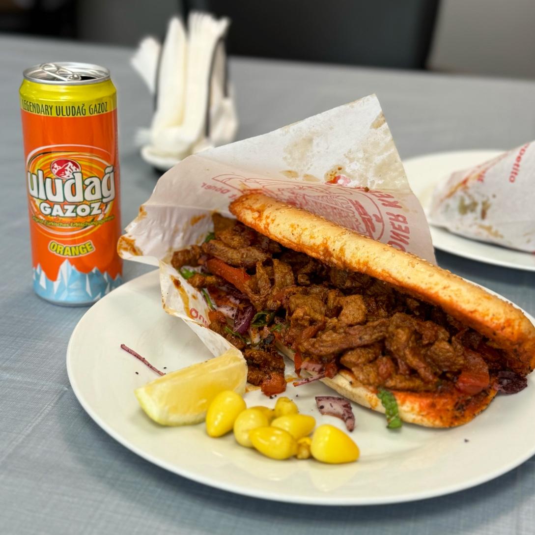 Restaurant "Cafe Bumerang -" in Kiel