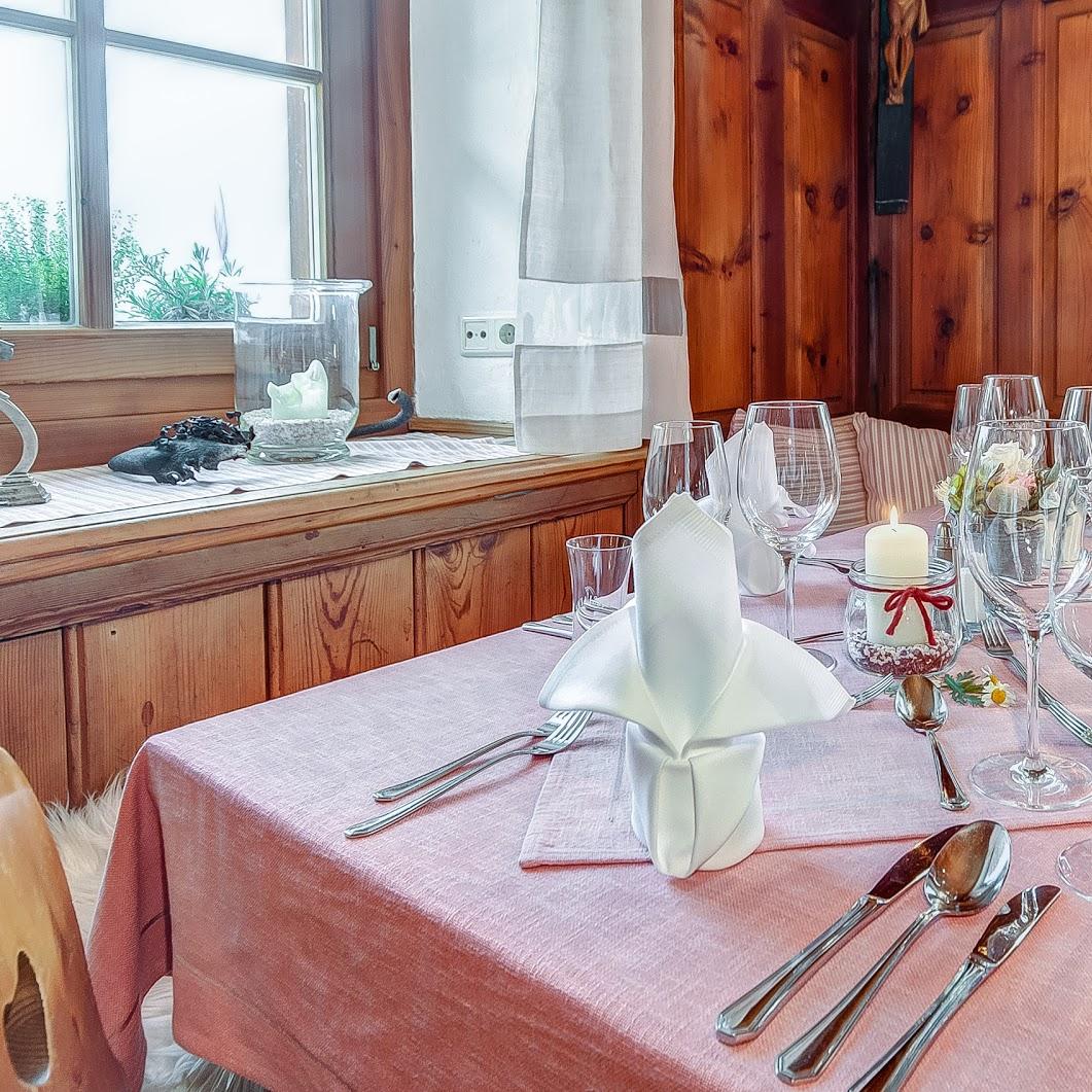 Restaurant "Landgasthof Ropferstubm & Ropferhof" in Buchen