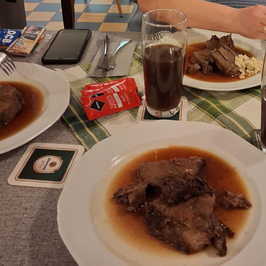 Restaurant "Hofwirtschaft  Beim Bäschte " in Deisenhausen