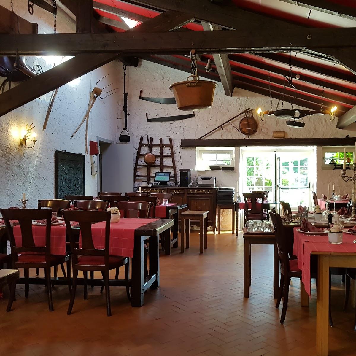 Restaurant "Auberge de la Klauss" in Montenach