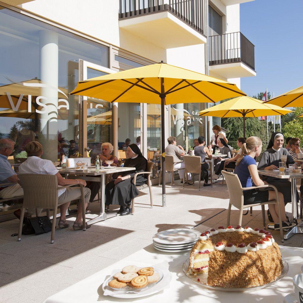 Restaurant "Café vis a vis" in Allensbach