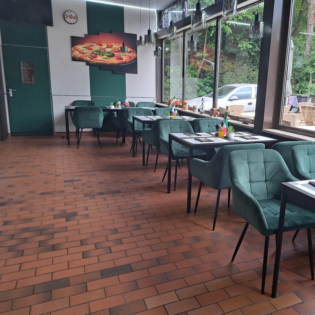Restaurant "Pizzaria Maria Bistro" in Bad Pyrmont