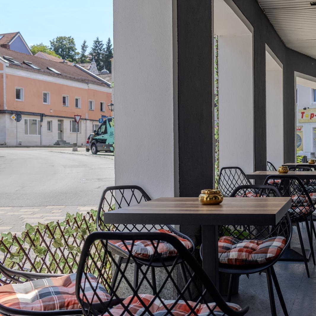 Restaurant "Shekho Orient" in Landau an der Isar