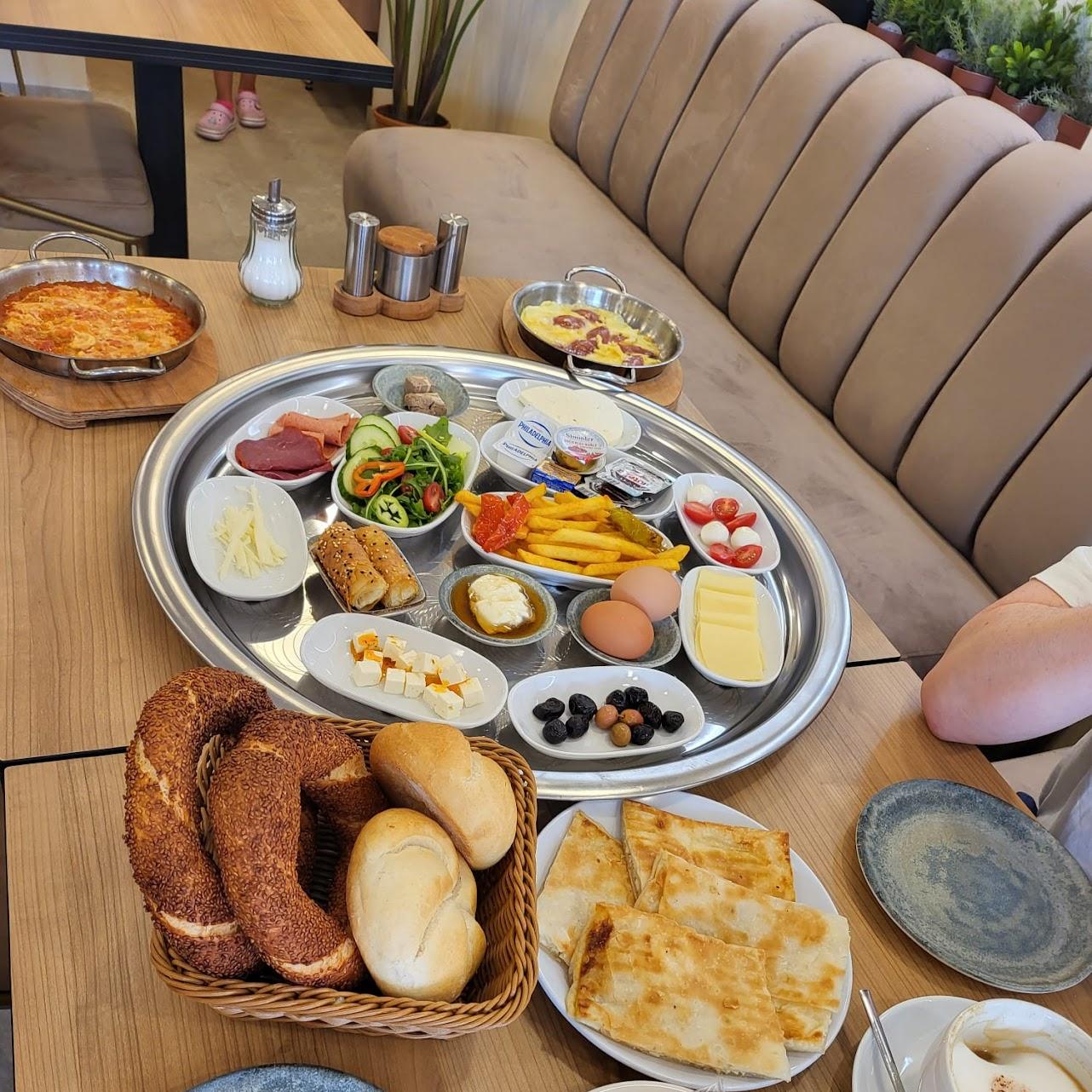 Restaurant "Cafe Limon" in Günzburg
