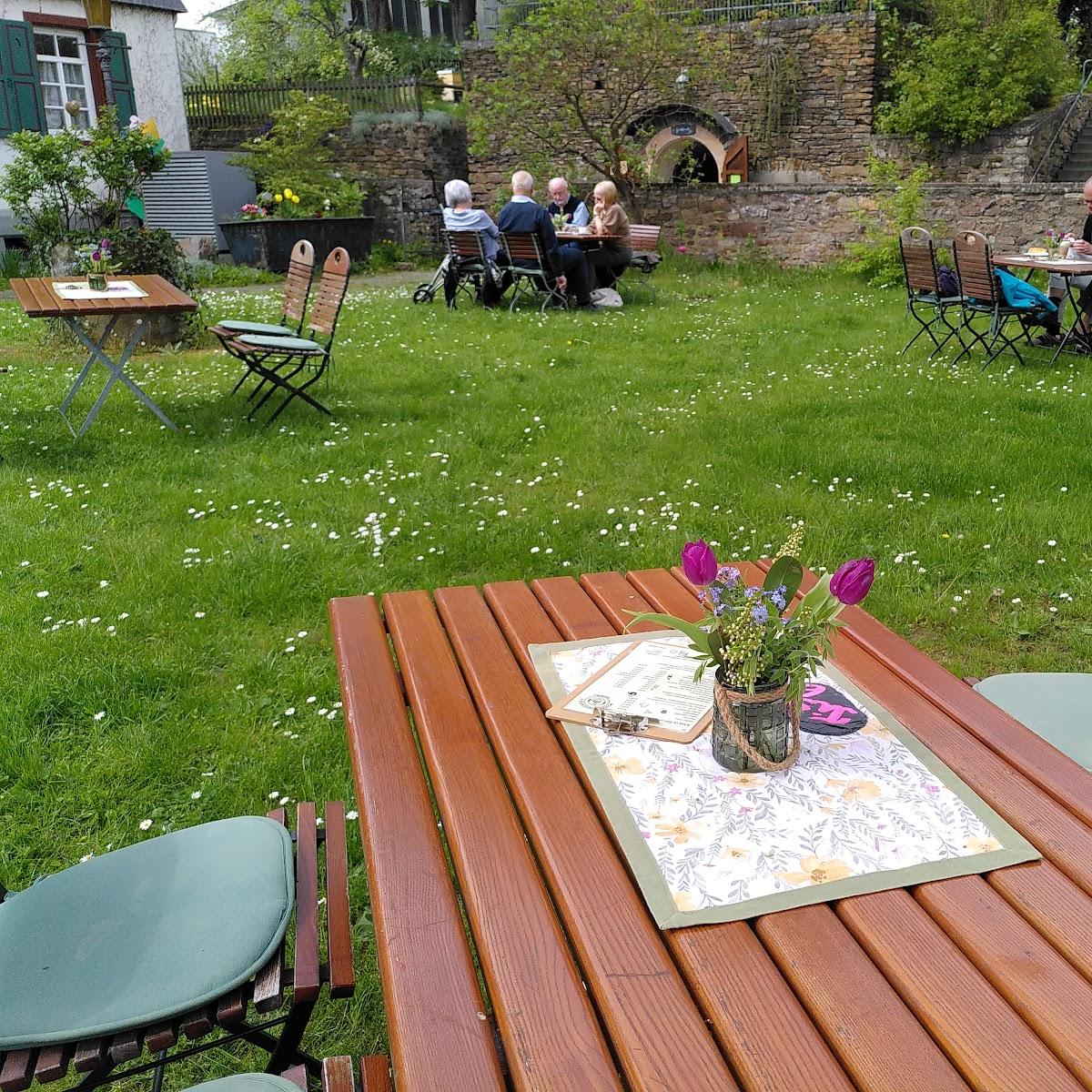 Restaurant "Pfarrgartencafé" in Rheinböllen