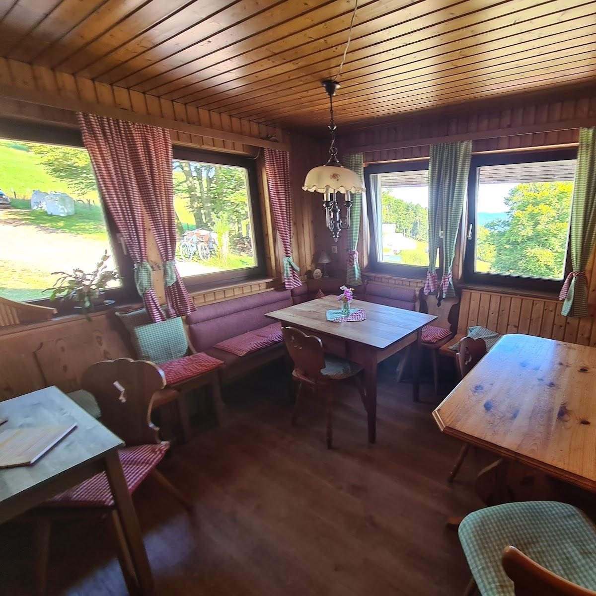 Restaurant "Gummenhütte Fensterliwirt" in Waldkirch